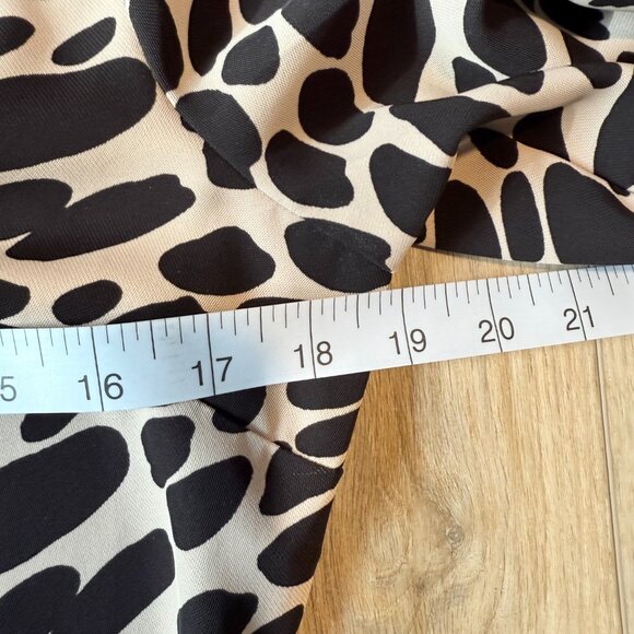 π€ LOFT Petites Black & Cream Animal Print Dress | 6P - Picture 8 of 10